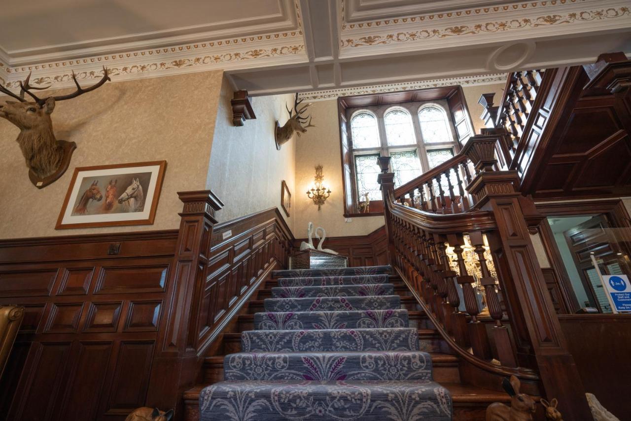 Ledgowan Lodge Hotel Акнашин Экстерьер фото